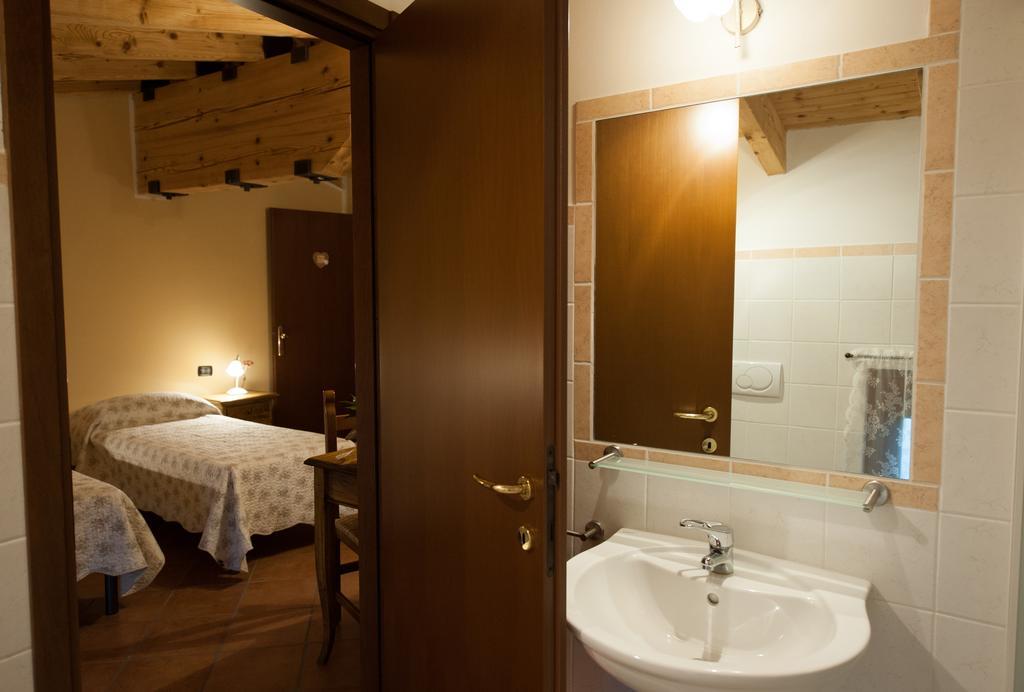 Agriturismo Corte Galvani Неграр Экстерьер фото