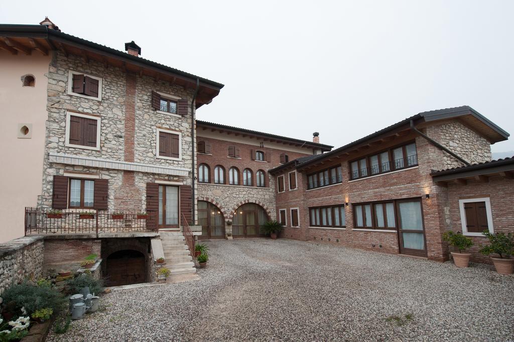 Agriturismo Corte Galvani Неграр Экстерьер фото